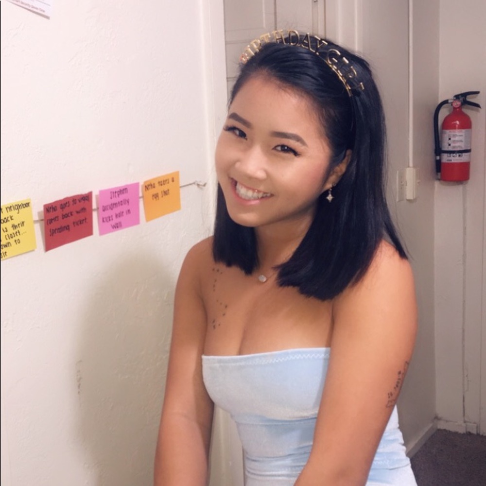 Meet your Posher, Quynh